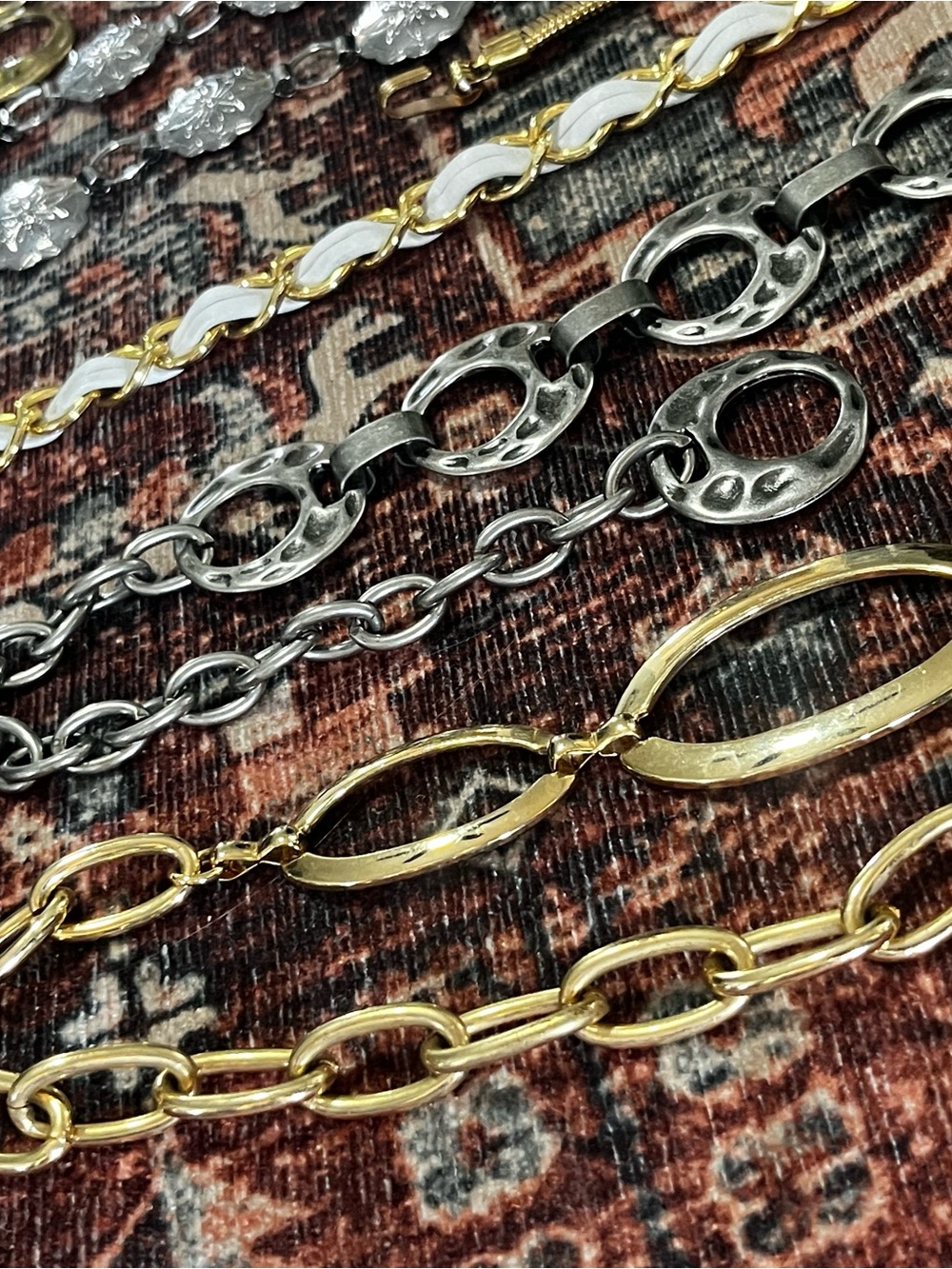 Mixed Metal Chainlink Vintage Belt Lot- Gold & Silver Tones - Picture 7 of 8